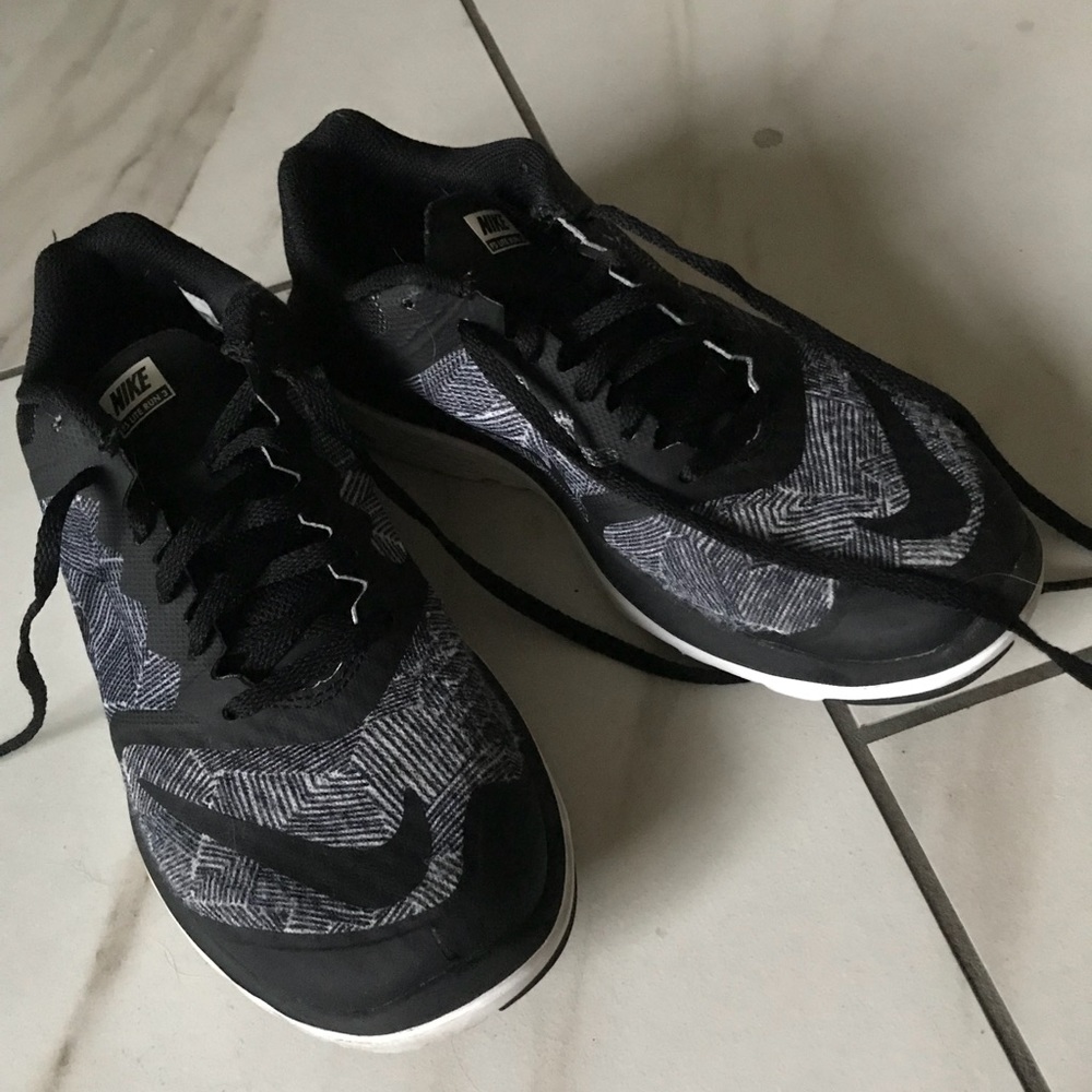 NIKE: fs lite run 3
